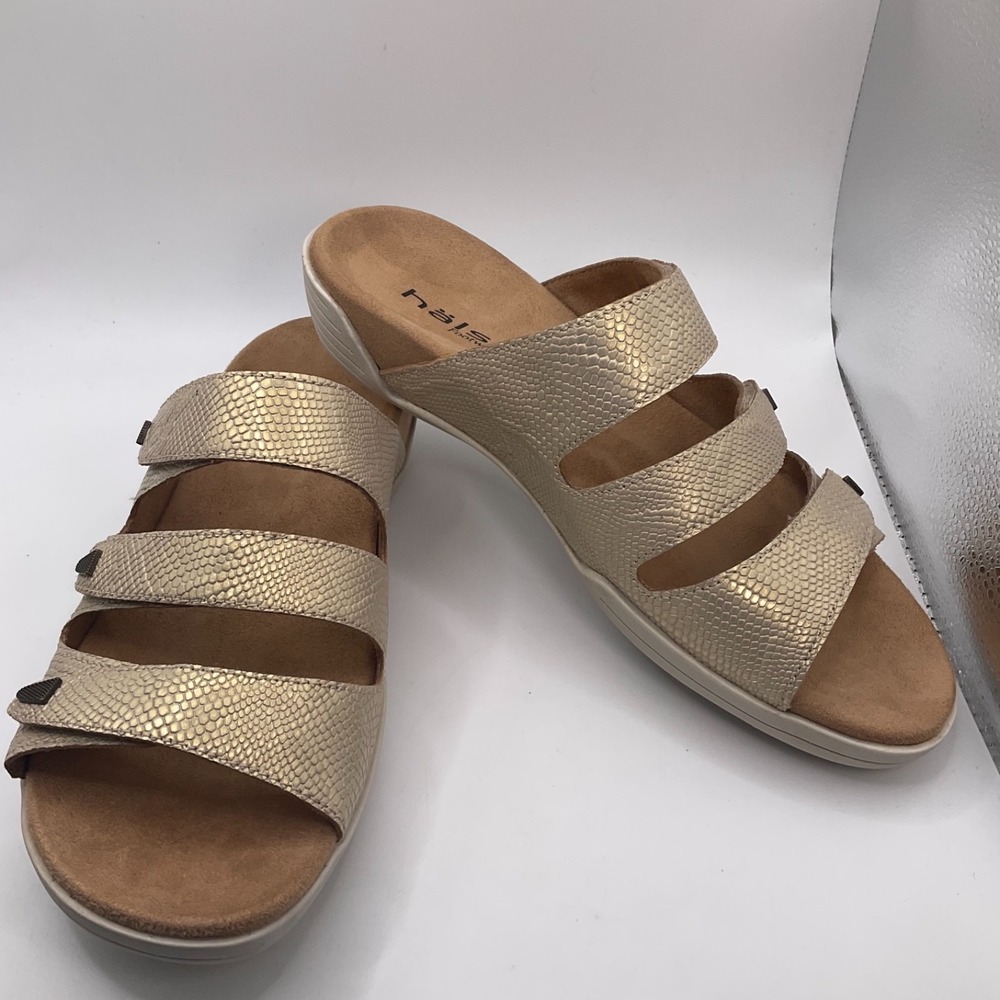 Halsa Footwear Leather Sandals Delight Embossed Gold Nature 10 W (40) EUC $116